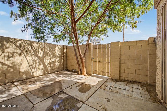 4016 S 44TH Place, Phoenix, AZ 85040