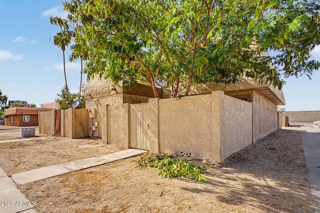4016 S 44TH Place, Phoenix, AZ 85040