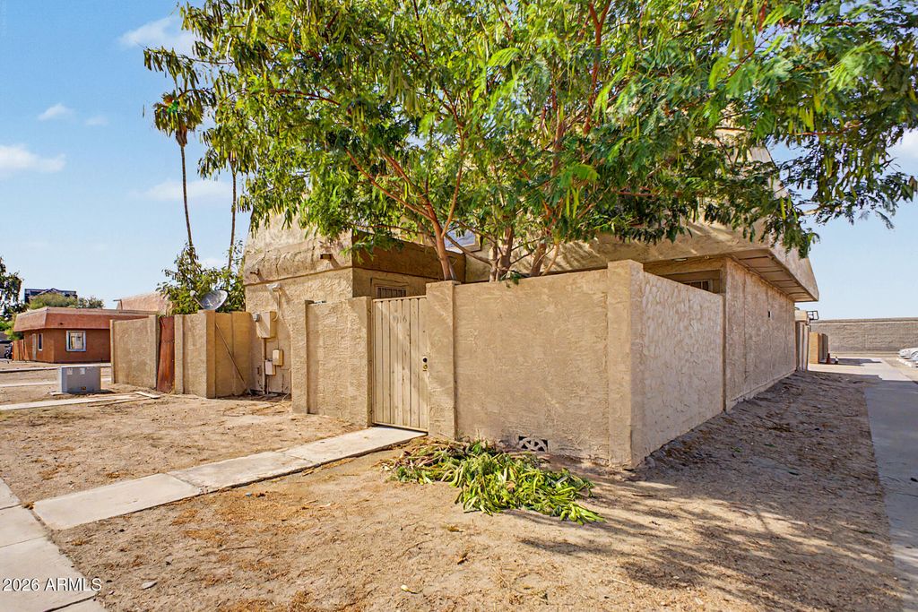 4016 S 44TH Place, Phoenix, AZ 85040 — photo 3