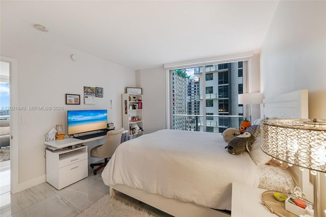 1010 SW 2nd Ave 1608, Miami, FL 33130