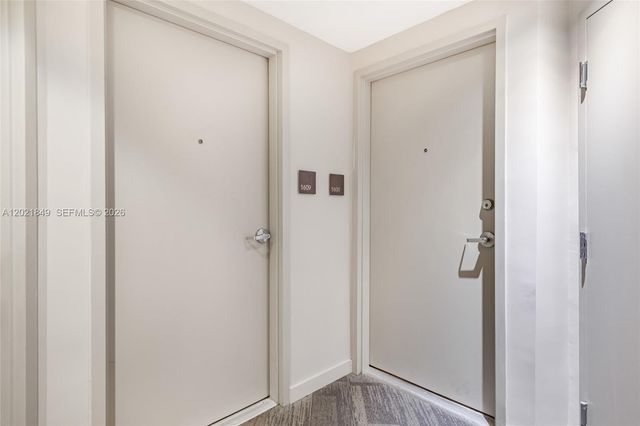 1010 SW 2nd Ave 1608, Miami, FL 33130