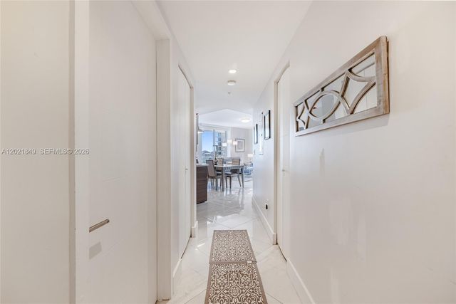 1010 SW 2nd Ave 1608, Miami, FL 33130