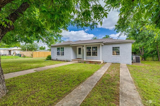 31 Garden Road, San Angelo, TX 76903