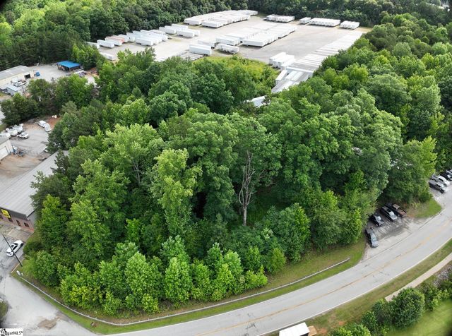 3009 Kemet Way, Simpsonville, SC 29681