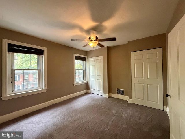 924 LOVERING AVE, Wilmington, DE 19806