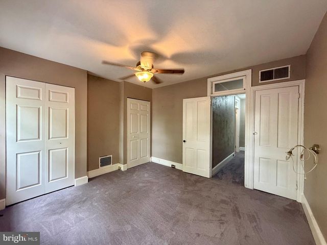 924 LOVERING AVE, Wilmington, DE 19806