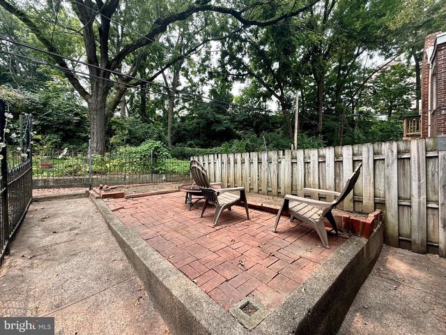924 LOVERING AVE, Wilmington, DE 19806