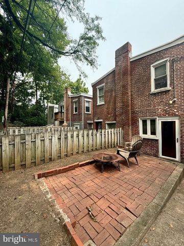 924 LOVERING AVE, Wilmington, DE 19806