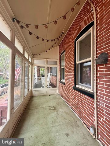 924 LOVERING AVE, Wilmington, DE 19806