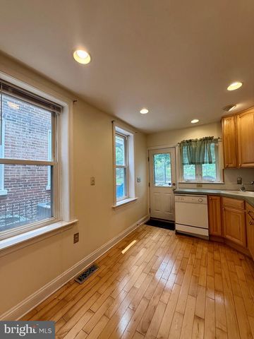 924 LOVERING AVE, Wilmington, DE 19806