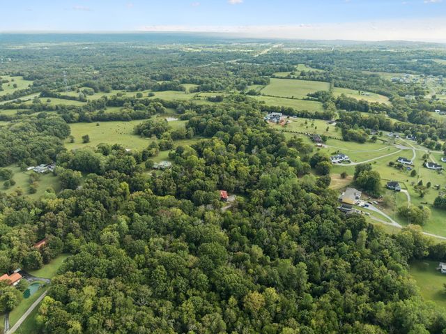 4306 Kedron Rd, Spring Hill, TN 37174