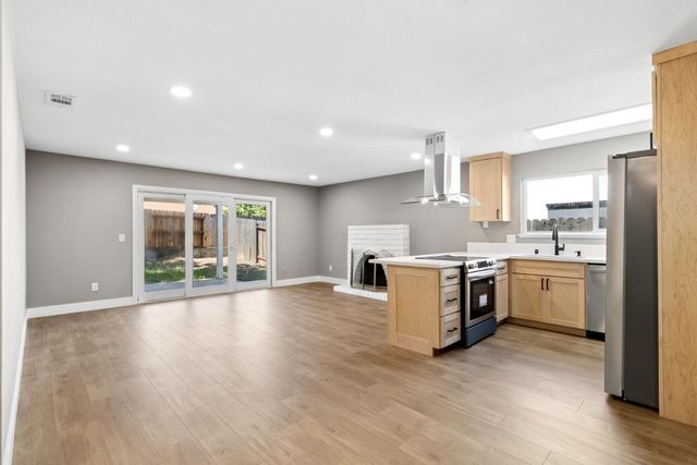 7249 Windjammer Way, Citrus Heights, CA 95621