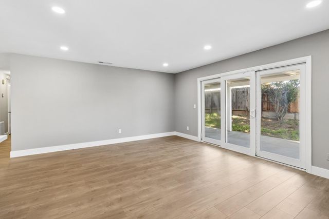 7249 Windjammer Way, Citrus Heights, CA 95621