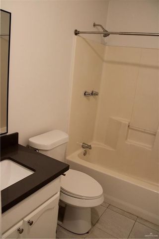 1408 Pine Street C, Weslaco, TX 78596