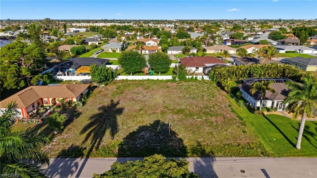 4208 SW 5th PL, Cape Coral, FL 33914