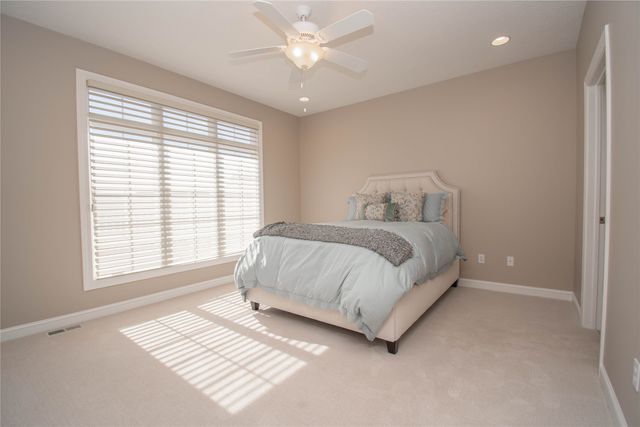 1408 NW 141st Street 8, Clive, IA 50325