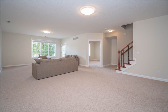 1408 NW 141st Street 8, Clive, IA 50325