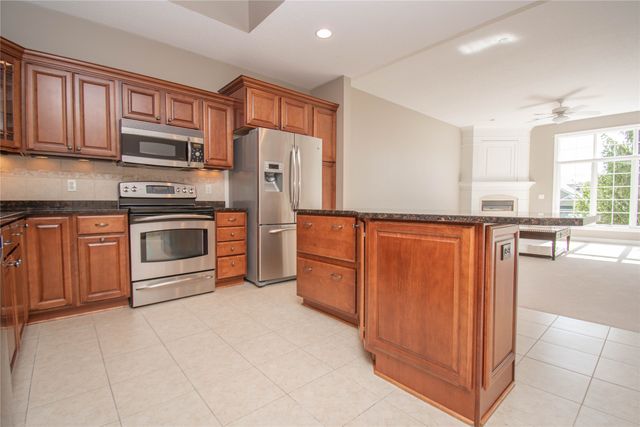 1408 NW 141st Street 8, Clive, IA 50325
