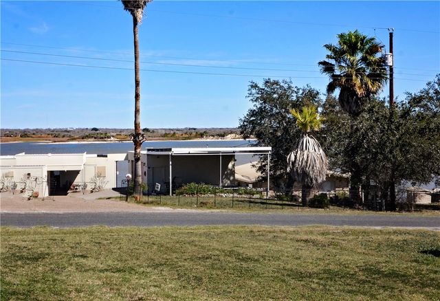 147 Trail Ridge, Sandia, TX 78383