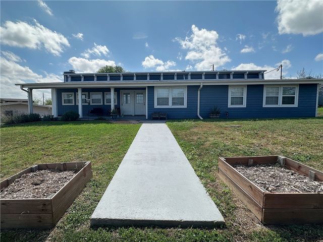 147 Trail Ridge, Sandia, TX 78383