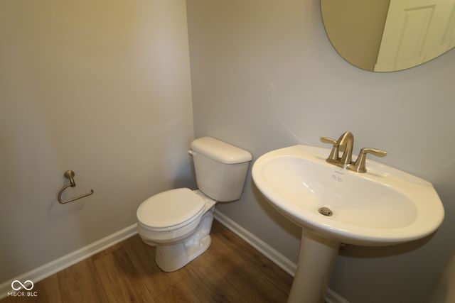 5220 Rolling Meadow Boulevard, Indianapolis, IN 46237