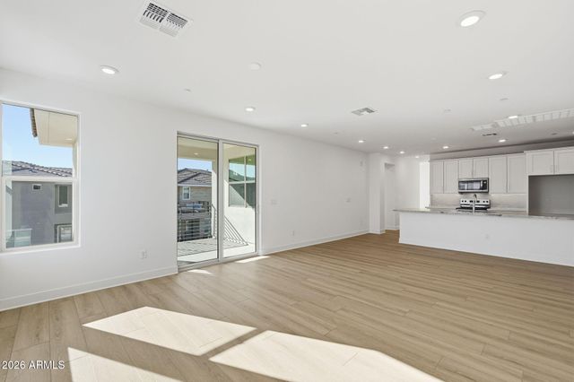 2121 W Sonoran Desert Drive 78, Phoenix, AZ 85085