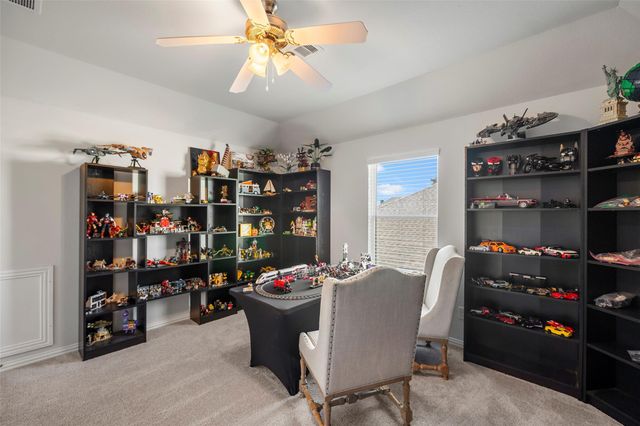 427 Shoreview Drive, Conroe, TX 77303