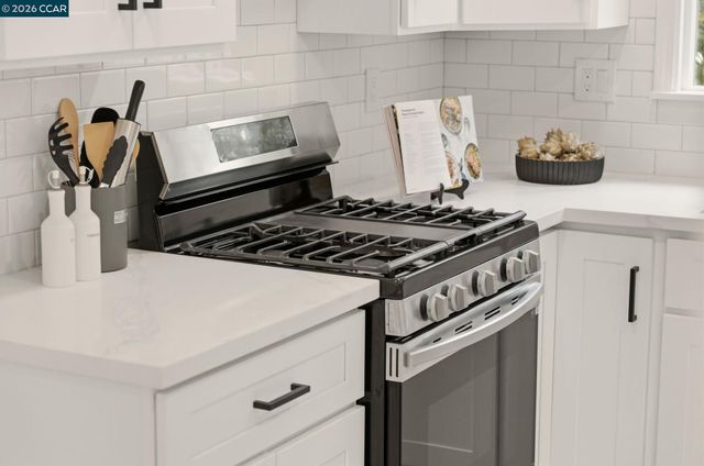 3214 California St, Berkeley, CA 94703