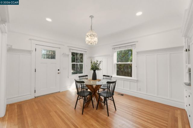 3214 California St, Berkeley, CA 94703