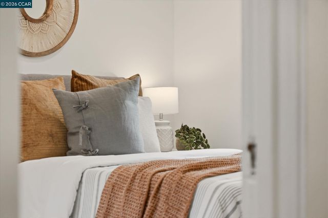 3214 California St, Berkeley, CA 94703