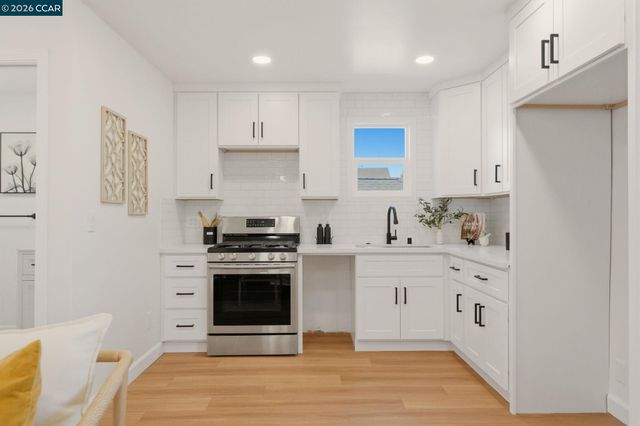 3214 California St, Berkeley, CA 94703