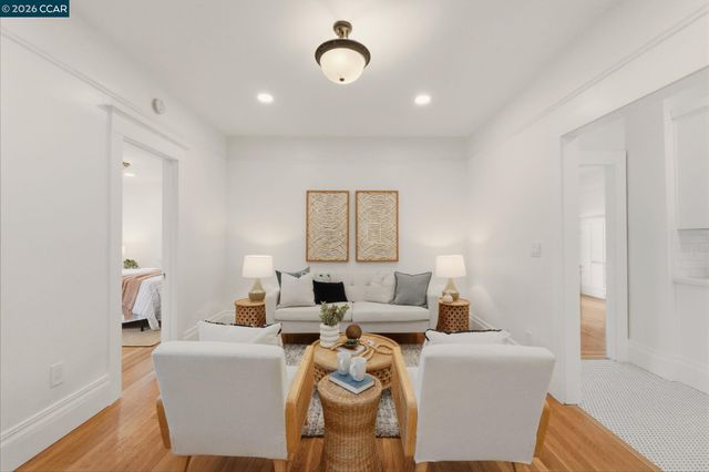 3214 California St, Berkeley, CA 94703