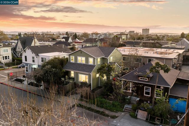 3214 California St, Berkeley, CA 94703