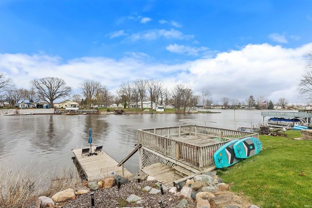 6113 N 300 E, Monon, IN 47959