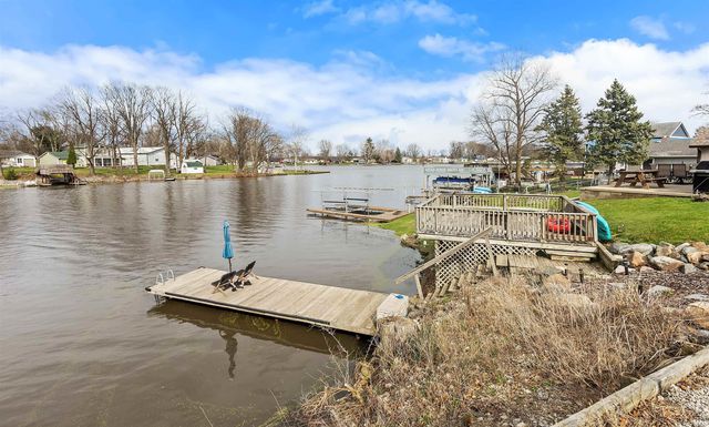 6113 N 300 E, Monon, IN 47959