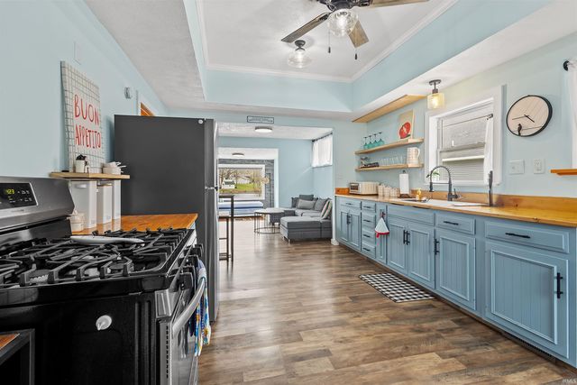 6113 N 300 E, Monon, IN 47959