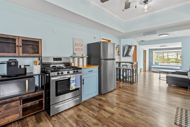 6113 N 300 E, Monon, IN 47959