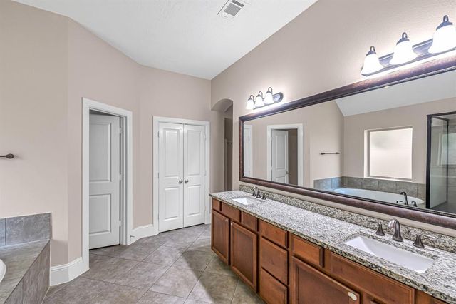 12510 Cove Landing Drive, Cypress, TX 77433