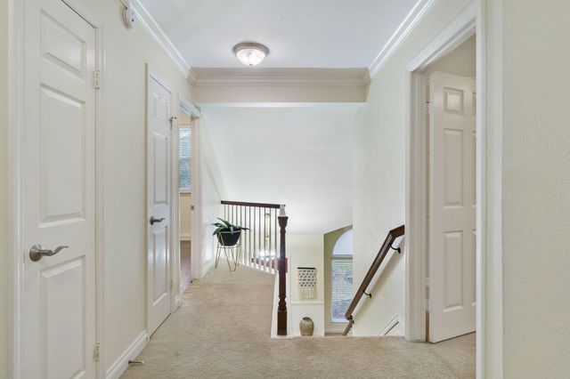 15 Dusky Meadow Place, The Woodlands, TX 77381