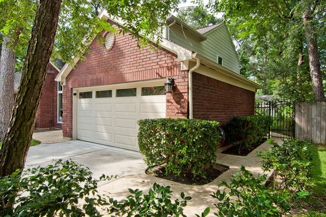 15 Dusky Meadow Place, The Woodlands, TX 77381
