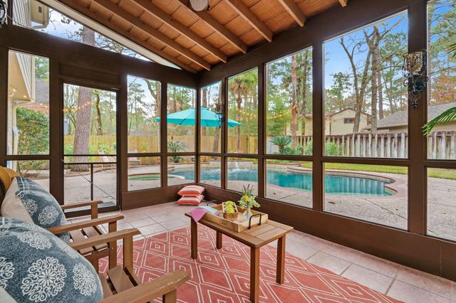 15 Dusky Meadow Place, The Woodlands, TX 77381