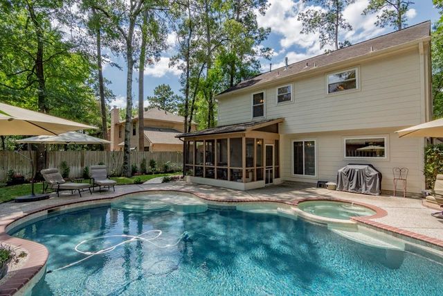 15 Dusky Meadow Place, The Woodlands, TX 77381