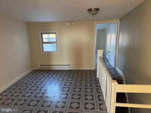 237 MAPLE ST, Reading, PA 19602