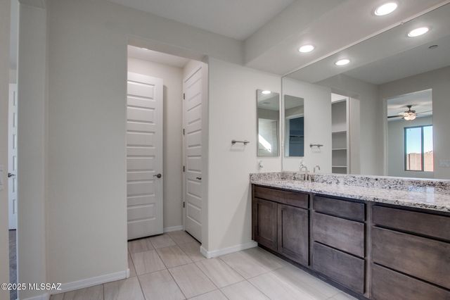 13465 E Joseph Mills Lane, Tucson, AZ 85747