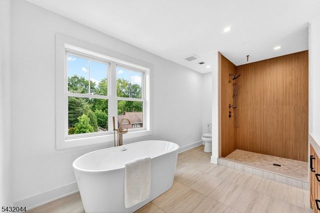 301 Edgar Ave, Cranford Twp., NJ 07016