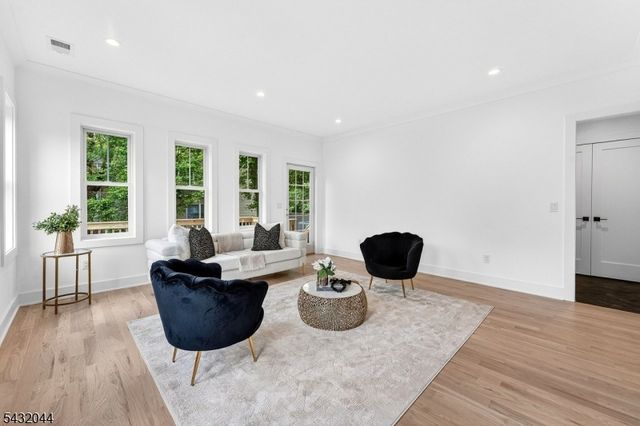 301 Edgar Ave, Cranford Twp., NJ 07016