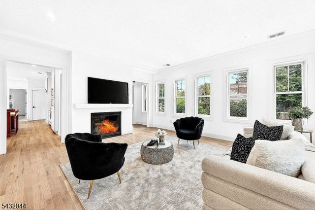 301 Edgar Ave, Cranford Twp., NJ 07016