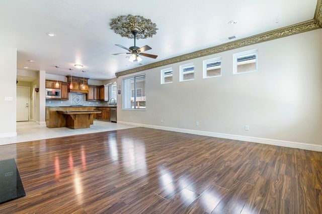 8420 N Ann Avenue, Fresno, CA 93720