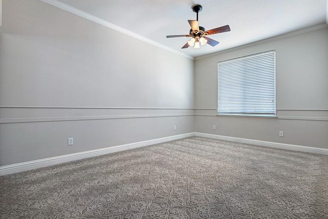 8420 N Ann Avenue, Fresno, CA 93720