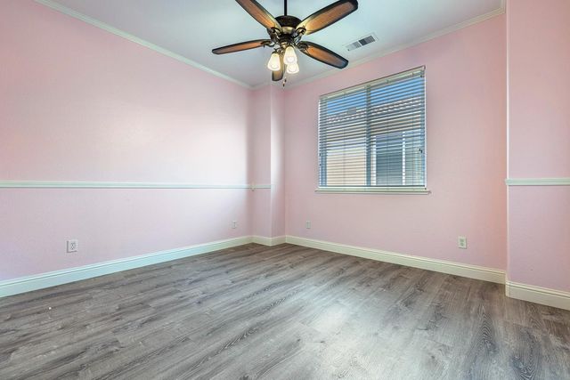 8420 N Ann Avenue, Fresno, CA 93720